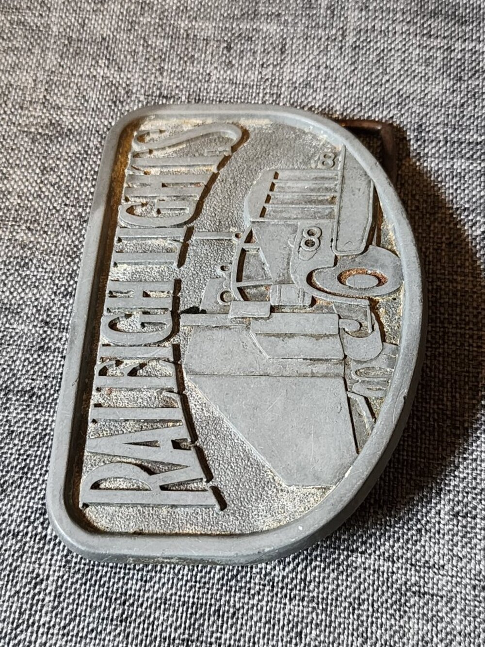 Vintage Raleigh Lights Semi Truck Big Rig Trucker Silver Metal Belt Buckle